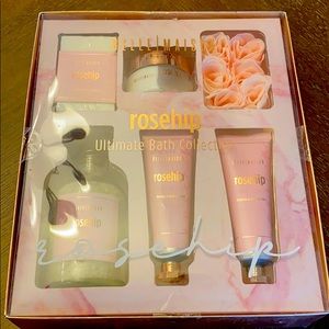 Bath Collection NWT